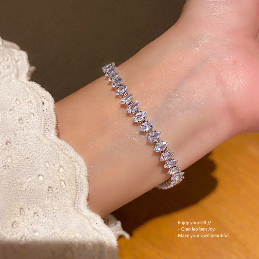 Silver - Toned Bracelet With Marquise - Shaped Crystals Delicate Daily & Sparkling Jewelry Gift For Her Elegant And Dazzling Accessory