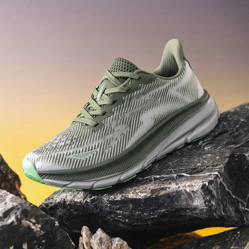 Mens Running Shoes Luxury shoes Couple Outdoor Sneakers Cushioning Breathable Mesh Offroad Trainer Shoes Race NonSlip Fashion W250912
