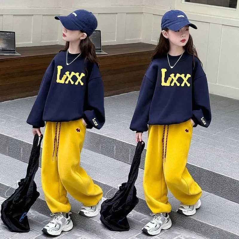 Sweatshirt Set Top Pants 2Piece Fleecelined Childrens Clothing Girls Autumn Winter Suit Girl Outfits Korean Kids Clothes C250912