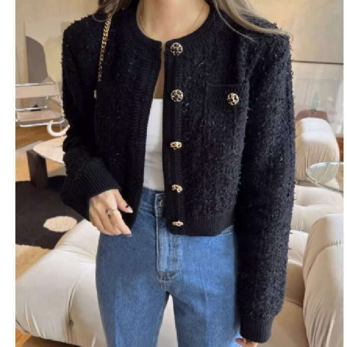 DHEssentials 2025 Autumn Winter French Style Small Fragrance Button Round Neck Short Knitted Sweater Top Fashionable Casual Versatile Stylish Cardigan