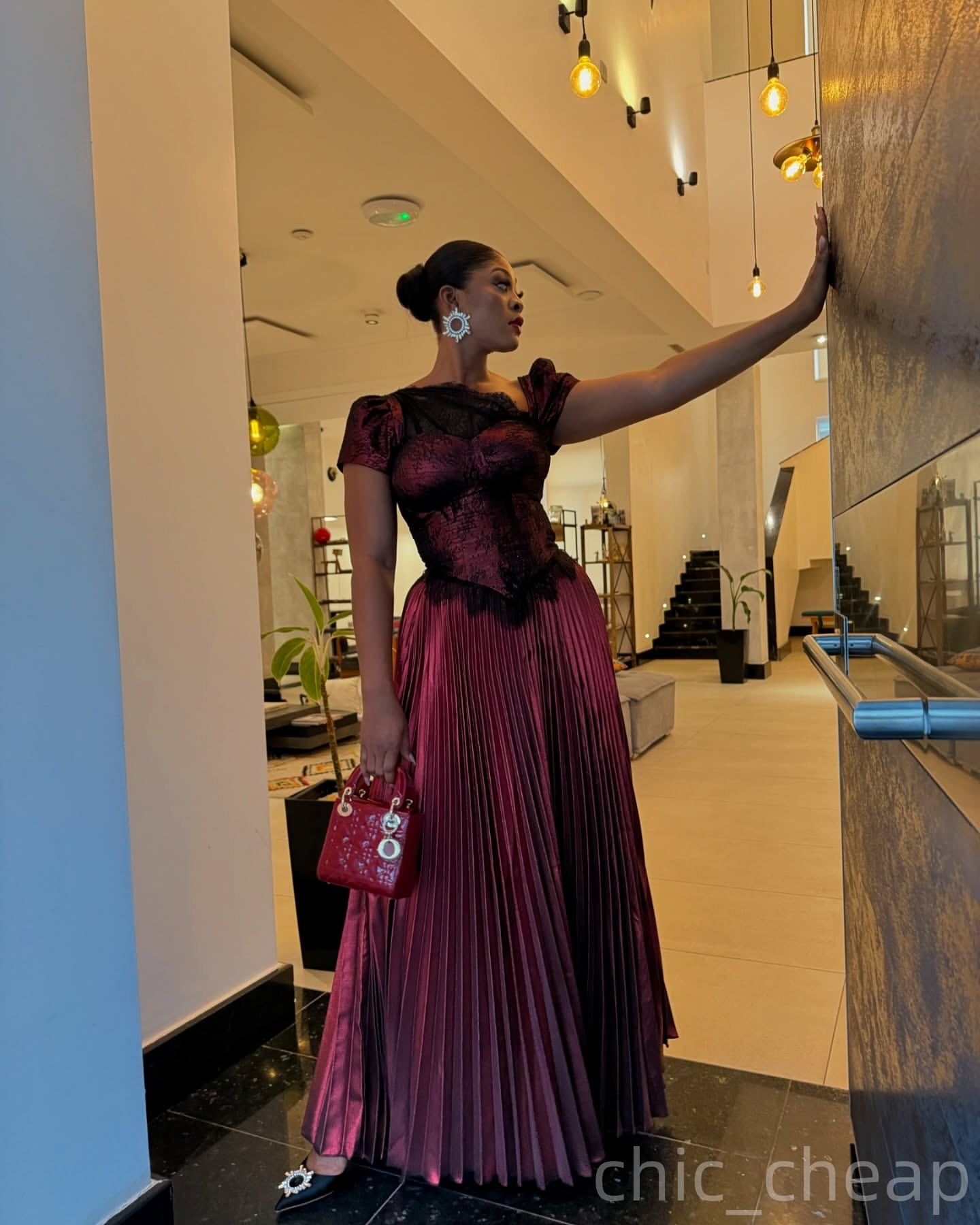 2025 Plus Size Fuchsia A-line Mother Of Bride Dresses Lace Cap Sleeves Satin Evening Party Mamas Dress Vintage 50s Birthday Wedding Guest Groom Mother