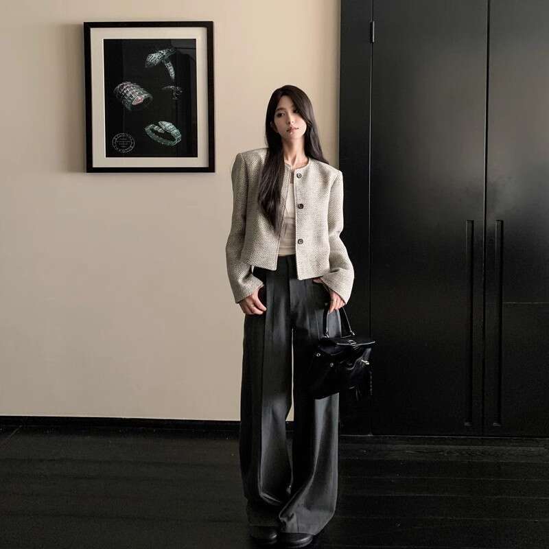 DHEssentials 2025 Autumn New Elegant Socialite Style Small Fragrance Coat Women, High-End Slim Fit Round Neck Plaid Top for Women