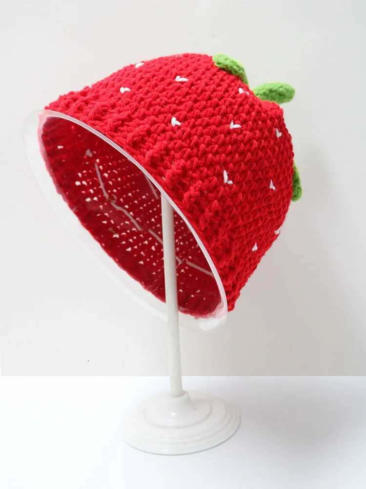 Ladies Cartoon Red Strawberry Fisherman Hat BohianSty HandCrocheted HollowedOut Ruffd Cute Knitted Fishie G250910