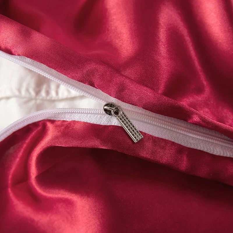 100 Pure Silk Bedding Sets High End Quilt Bed Cover Set Duvet Cover Bedsheet Pillowcases 4pcs Natural Luxury Bedcloth Sets C250912