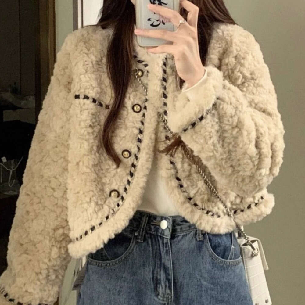 DHEssentials Chanel Style Lamb Wool Coat for Women Winter Fleece Loose Versatile High-end Elegant Socialite Short Jacket