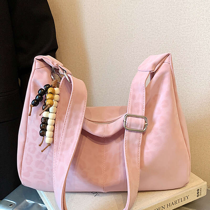 Large Capacity Crossbody for Women 2025 Designer Bags New Model College Student Class Academy Style Casual Commuter Handbag Tote Bag