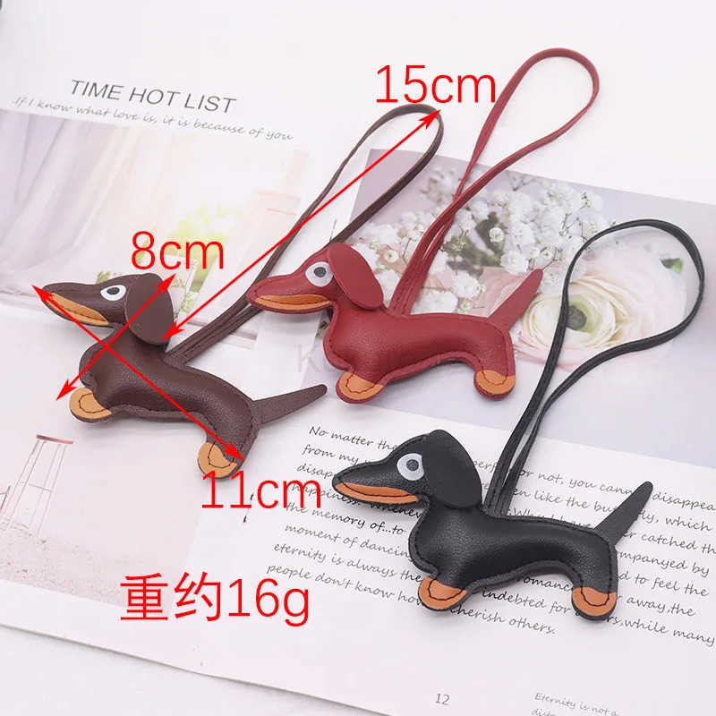 Fashion Dachshund Dog Keychain PU Leather Puppy Animal Pendant Keyring for Women Bag Ornament Valentine Day Gift M250912