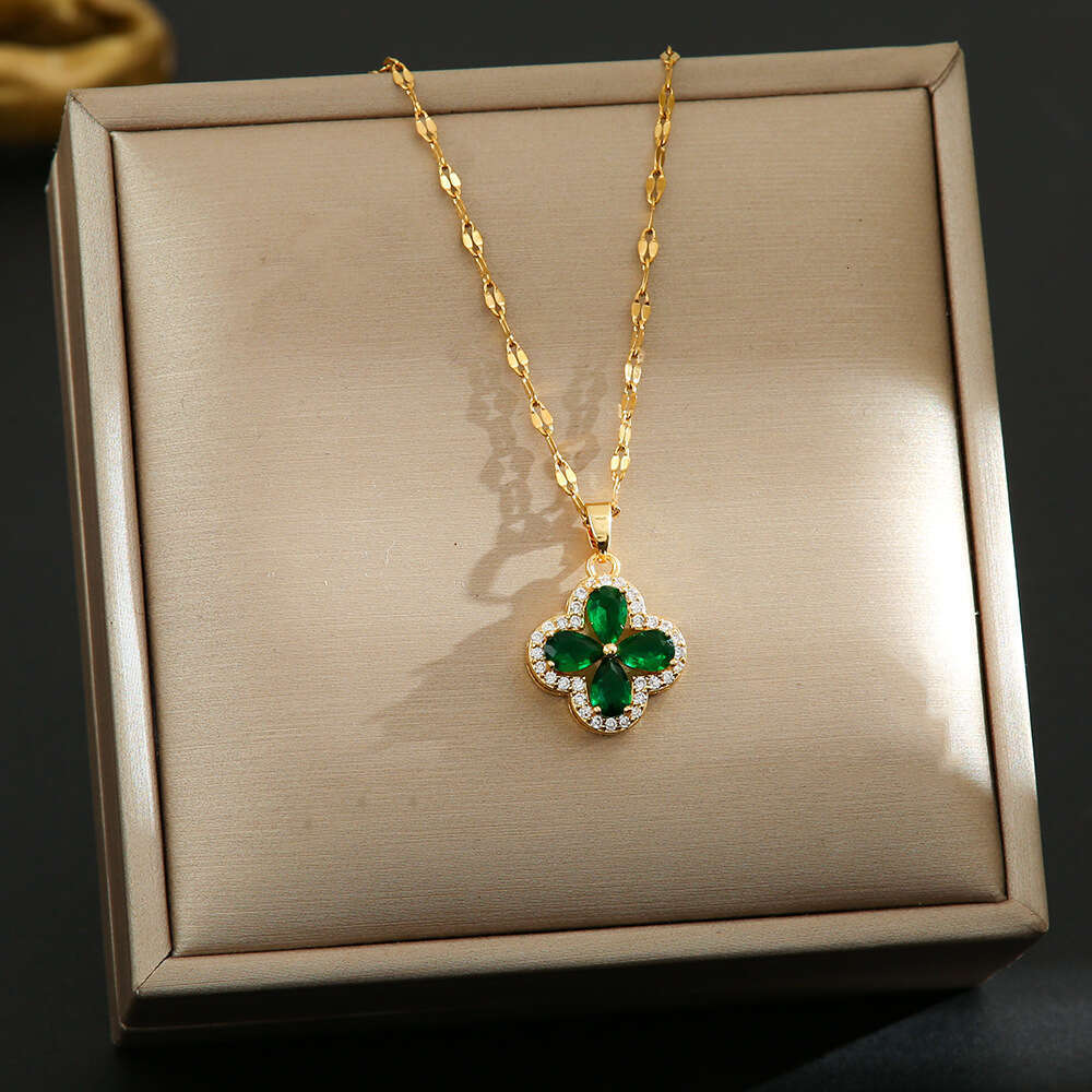 New Violet Inlaid Dia Four-Leaf Clover Titanium Steel Necklace for Women Fashion Versatile Collarbone Chain Light High-End Jewelry