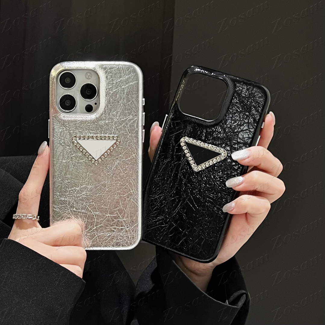 Fashion Tri-angle Designer Phone Case for iPhone 17 16 15 14 13 12 Pro Max Craked Grain Shockproof Bumper Coque Luxury Cover iPhone17 16pro 15pro 14pro 13pro 12pro Shell