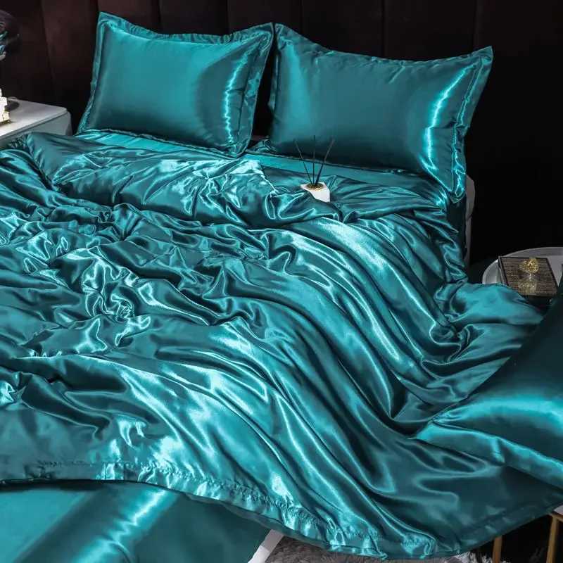 Nordic Satin Silk Bedding Set with Duvet Cover Bed Sheet Pillowcases Luxury Solid Single Double Couple Pillow Case Bedsheet C250912