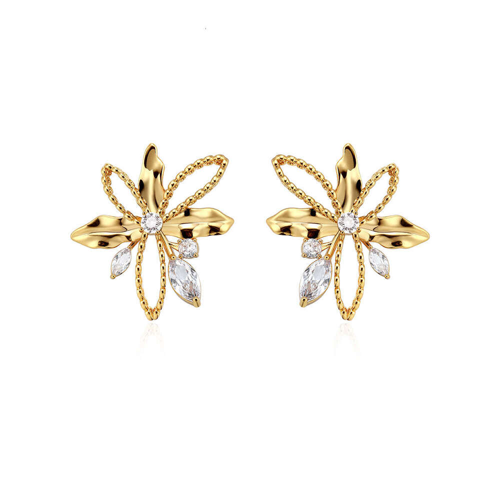 Boonee Alus Design Lily Stamen Hollow Autumn Winter Textured Earrings Light Simple