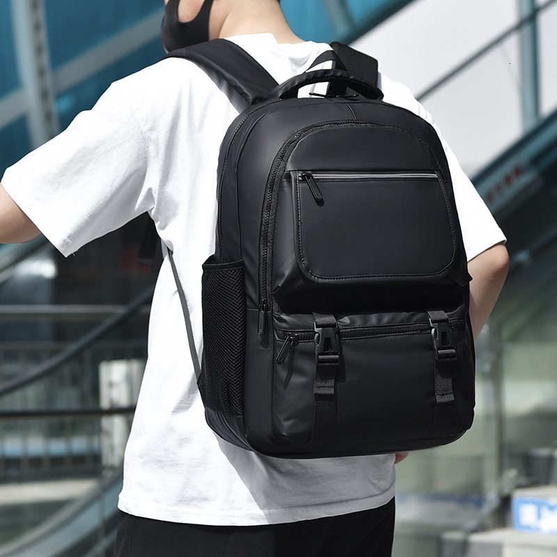 New Simple Casual Backpack For Men Large Capacity Commuter Free Shipping Laptop Backpack Outdoor Water Resistant Designer Bag Luxury Bag Travel Backpa