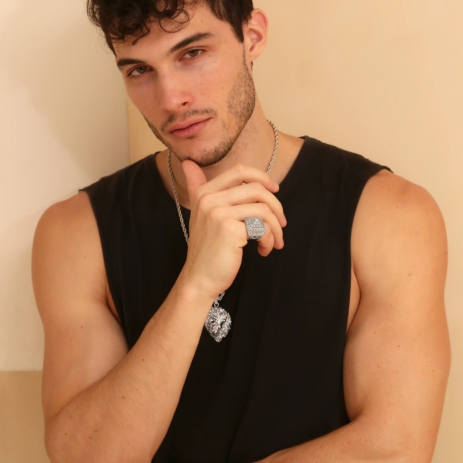 MamacitaSlay In Vintage Four Story Pyramid Vine Waterproof Men Ring Stainless Steel Jewelry Man Accessories Gifts250912