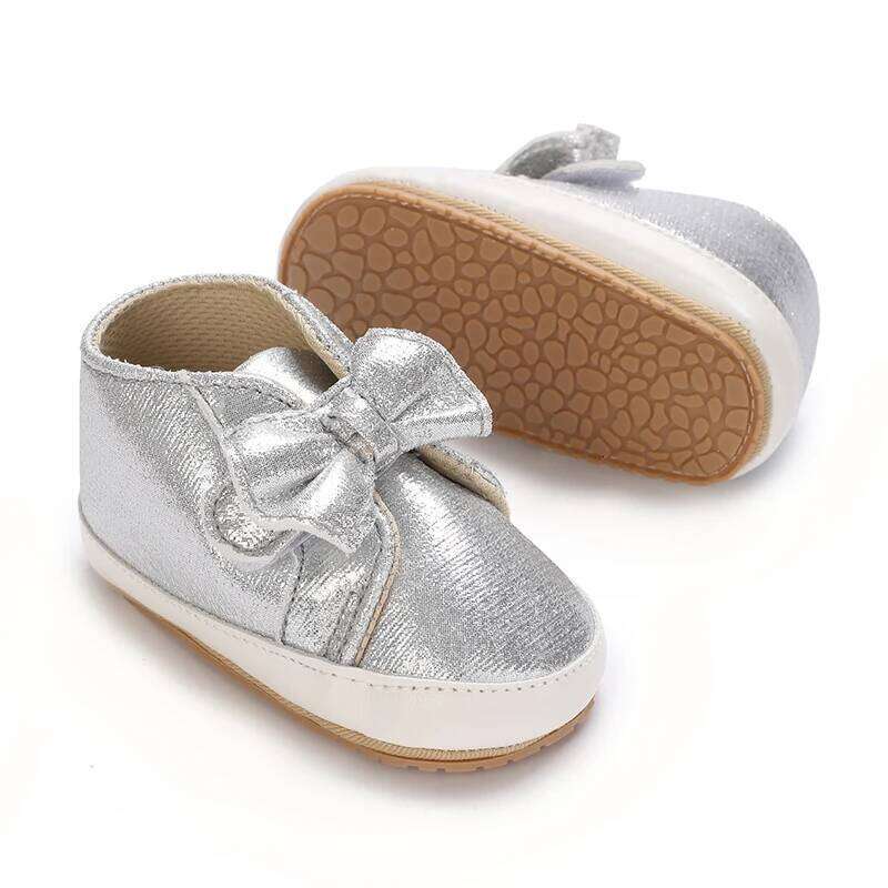 Spring Handmade Soft Soled Walking Shoes For Baby Girls Aged 6-18 Months Made Of Genuine Leather Breathable And Non Slip