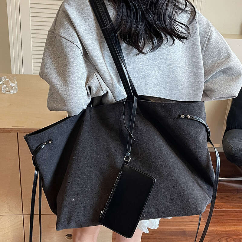 2025 New Unisex Fashion Casual Patchwork Canvas Bag Commuting Large Capacity Designer Bags Shoulder Handbag