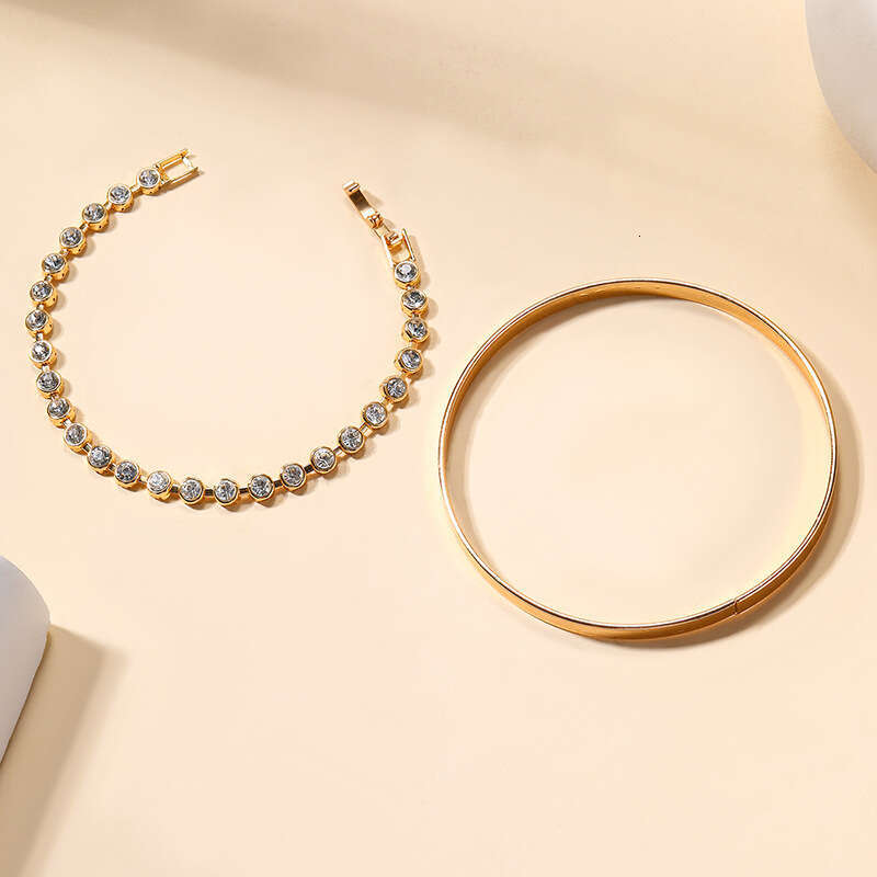 Alloy Fashionable Bracelet for Women Smooth Imitation Gold Jewelry