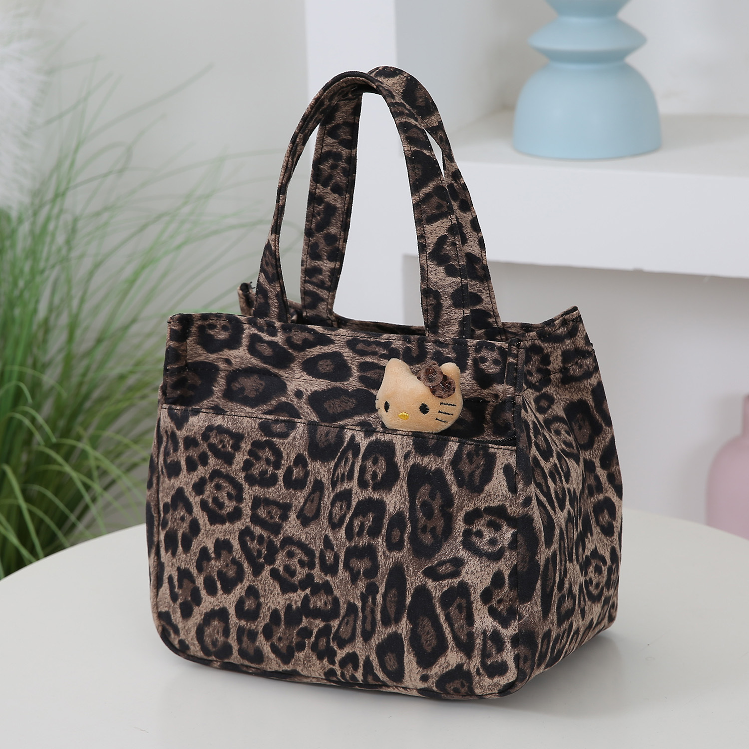 Free Shipping Large Capacity Fashion Niche Design Tote Designer Bag Bag For Women Luxury Bag Casual Handbag Korean Style Trendy Leopard Print Bag