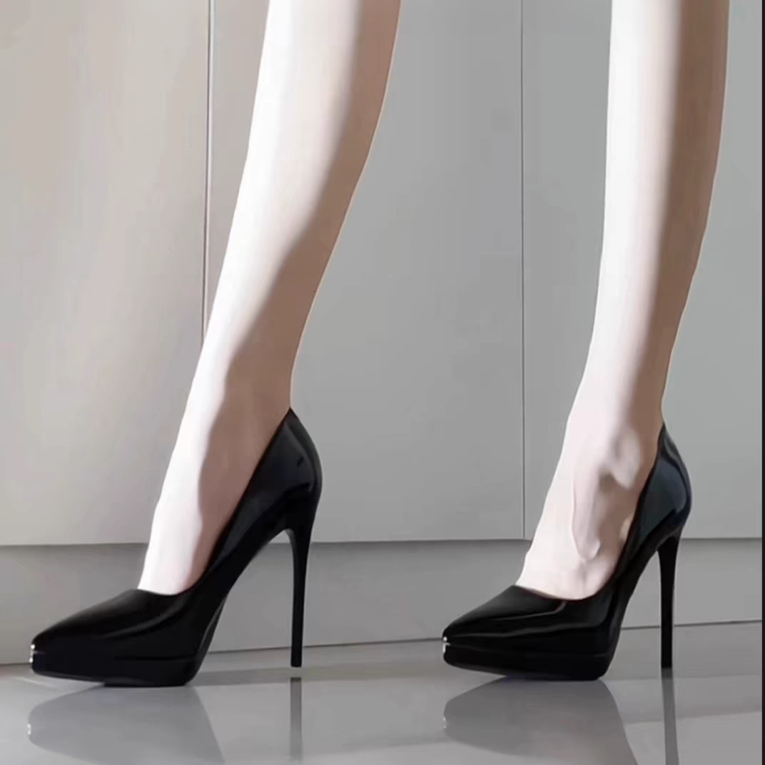 2025 autumn new women's high-heeled shoes niche design elegant fashion patent leather ceremony fine high-heeled shoes designer shoes