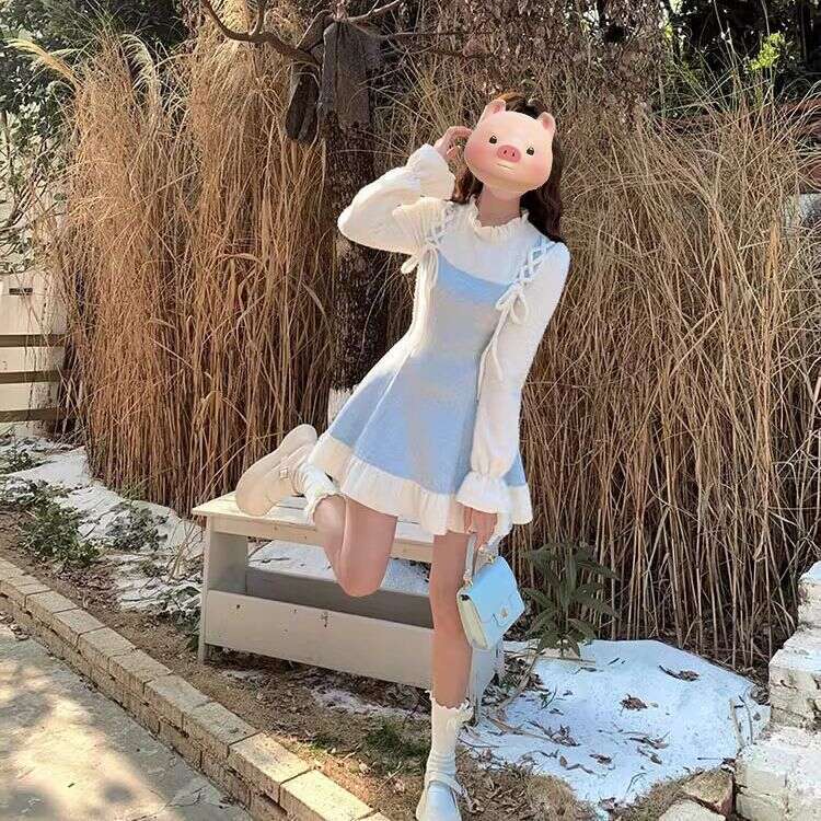 DHEssentials Little Chanel Fake Two-Piece for Women Winter Miu Loose Fit Waist-Cinching Petite Short Dress New Style