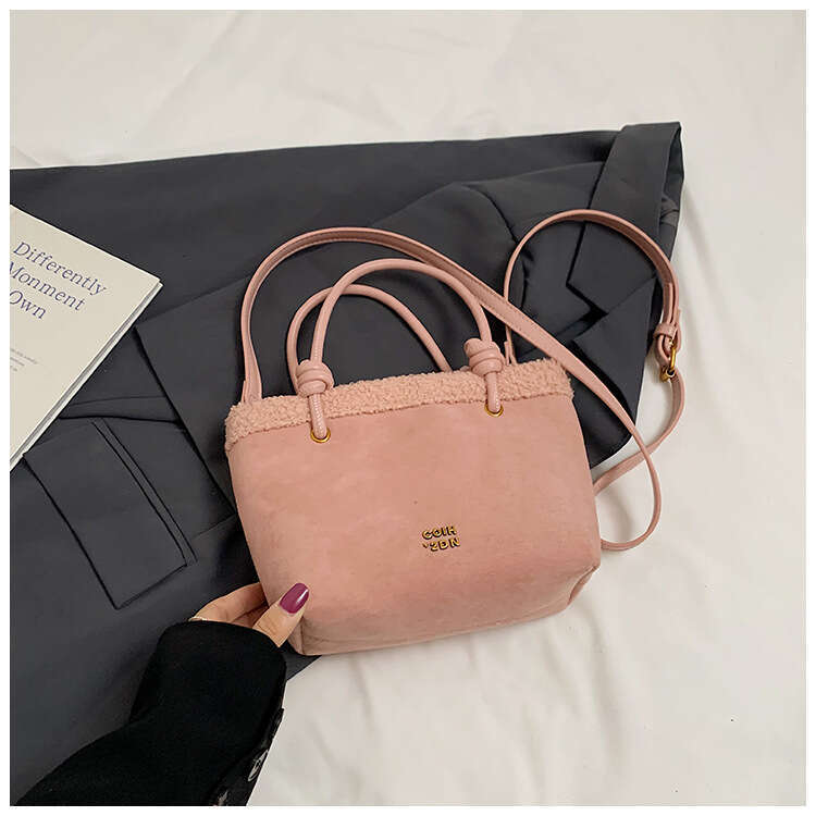 Designer Bag Frosted Plush Bags Fur Crossbody Bags for Women 2025 Winter New Versatile Trendy Crossbody Bag Handheld Bucket Bag