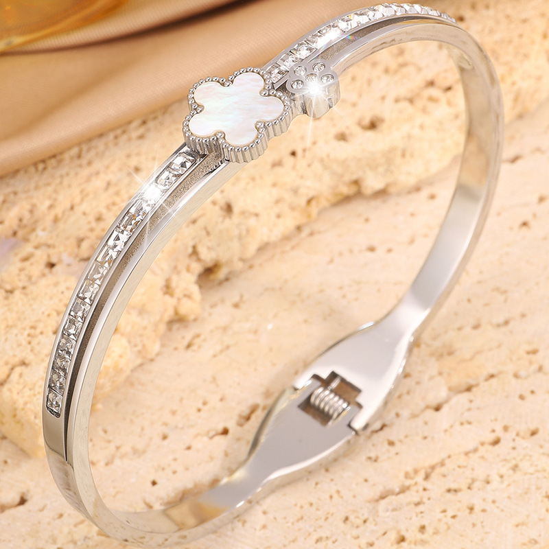 Classic five leafs Flower Designer Bangle Luxury Bracelets Women's Fashion Wedding Jewelry Accessories Trendy Fashion Party Gifts Christmas Gift 