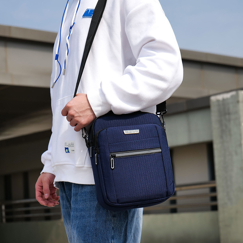 Fashion Trend Luxury Bag Street Simple Men Single Shoulder Bag Men S Bag Casual Business Large Designer Bag Free Shipping Capacity Crossbody Bag Light