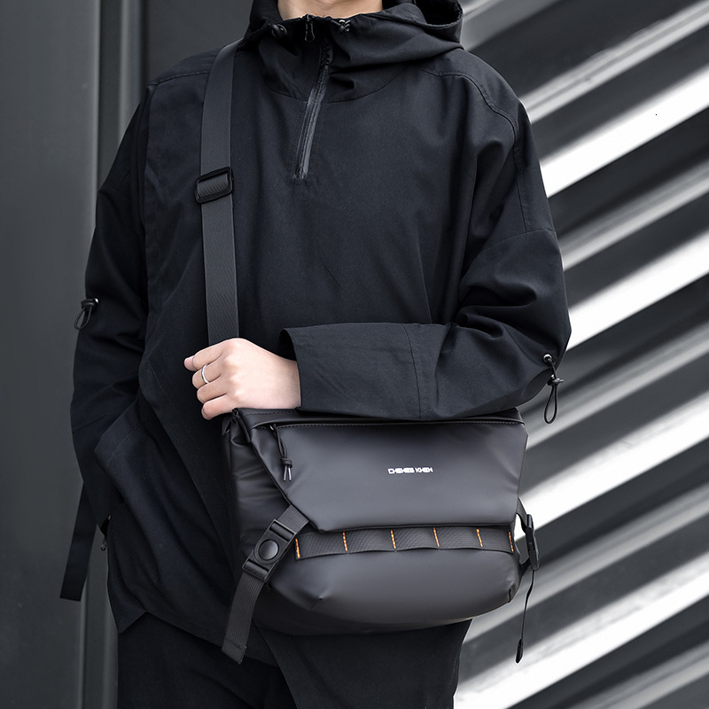 New Free Shipping Trendy Men S Large Capacity Casual Bag Outdoor Sports Fashion Leather Designer Bag Single Shoulder Crossbody Luxury Bag Multifunctio