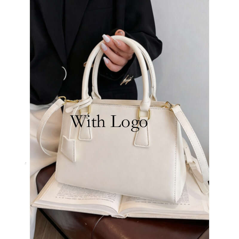 Designer Handbags Women's Large Capacity High End Single Shoulder Crossbody Bag Commuting Handbag Free Delivery