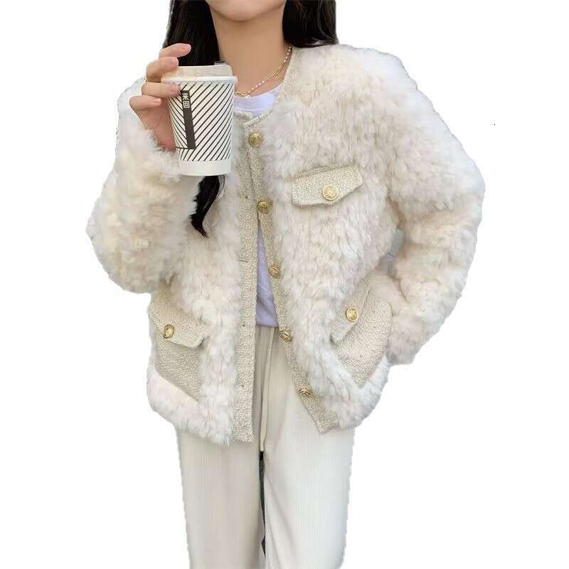 DHEssentials Quilted Thickened Little Chanel Style Lamb Wool Coat 2025 Autumn Winter Versatile New Outerwear Plush Loose Top for Women