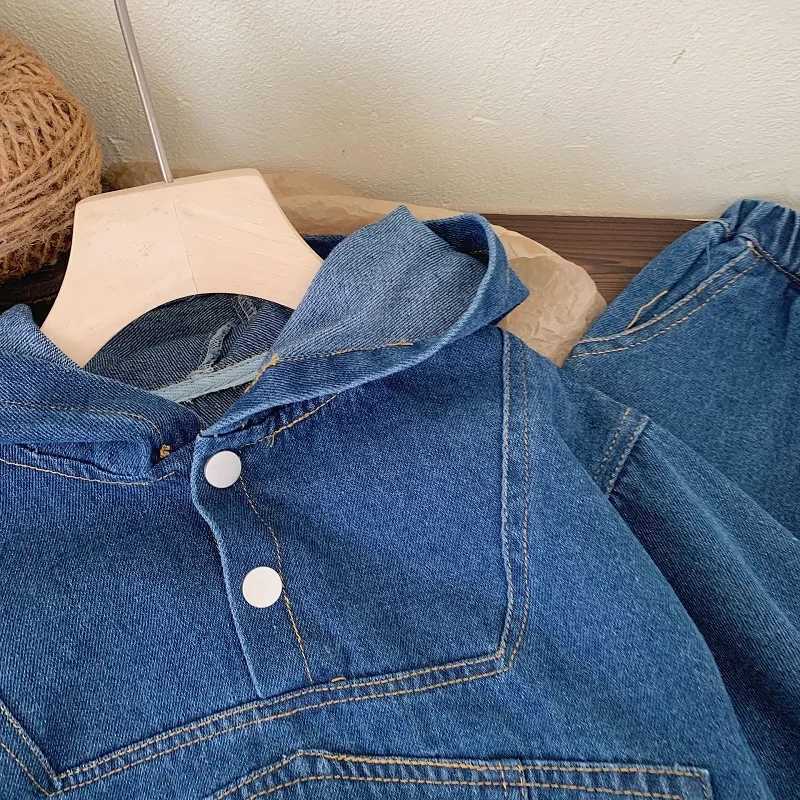 Childrens clothing Spring and Autumn boys denim hooded sweatshirt womens Baoyang solid color long sleeved top and pants set C250913