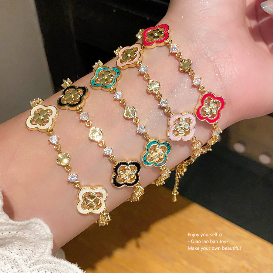 Gold - Toned Bracelet With Pink Floral Motif And Rhinestone Accents Delicate Daily & Elegant Jewelry Gift For Her High - Quality And Stylish Accessory