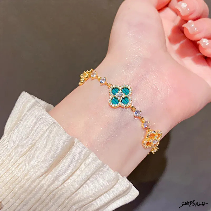 Gold Tone Clover Shaped Link Bracelet Shell & Crystal Accents Elegant Party Daily Wear Gift For Her High Quality And Stylish Jewelry ddmyAug
