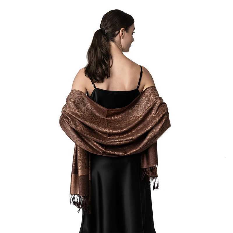Travel Poncho Warm Cashmere Scarf Wen 2024 Luxury Thick Blanket Winter Bufanda Shawl Print New Wraps Pashmina Fa Stos G250912