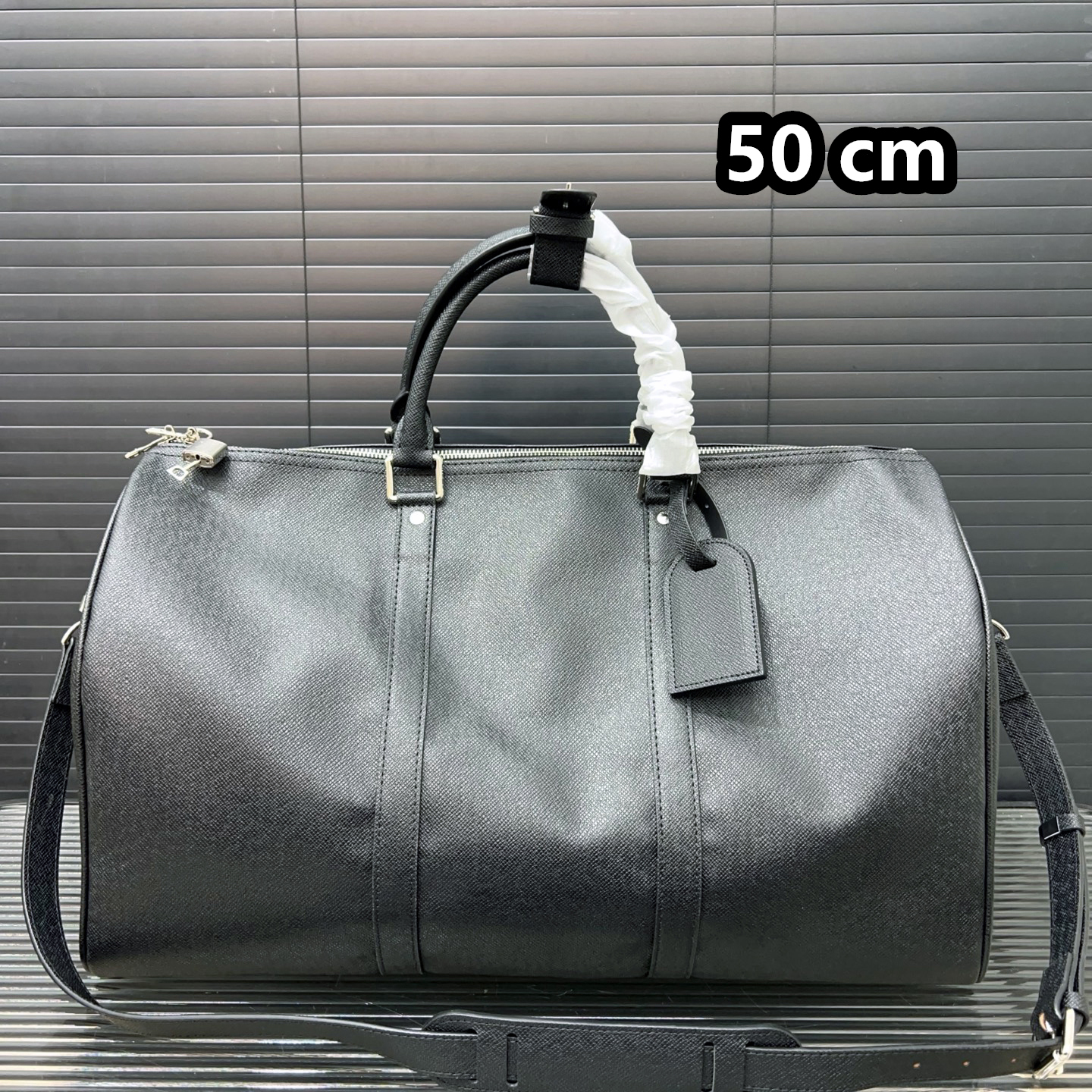 new est Designer Duffle Bag, Gym Travel Sport Duffel Bags with Lock, Large Capacity Weekender Bags Storage Yuki038