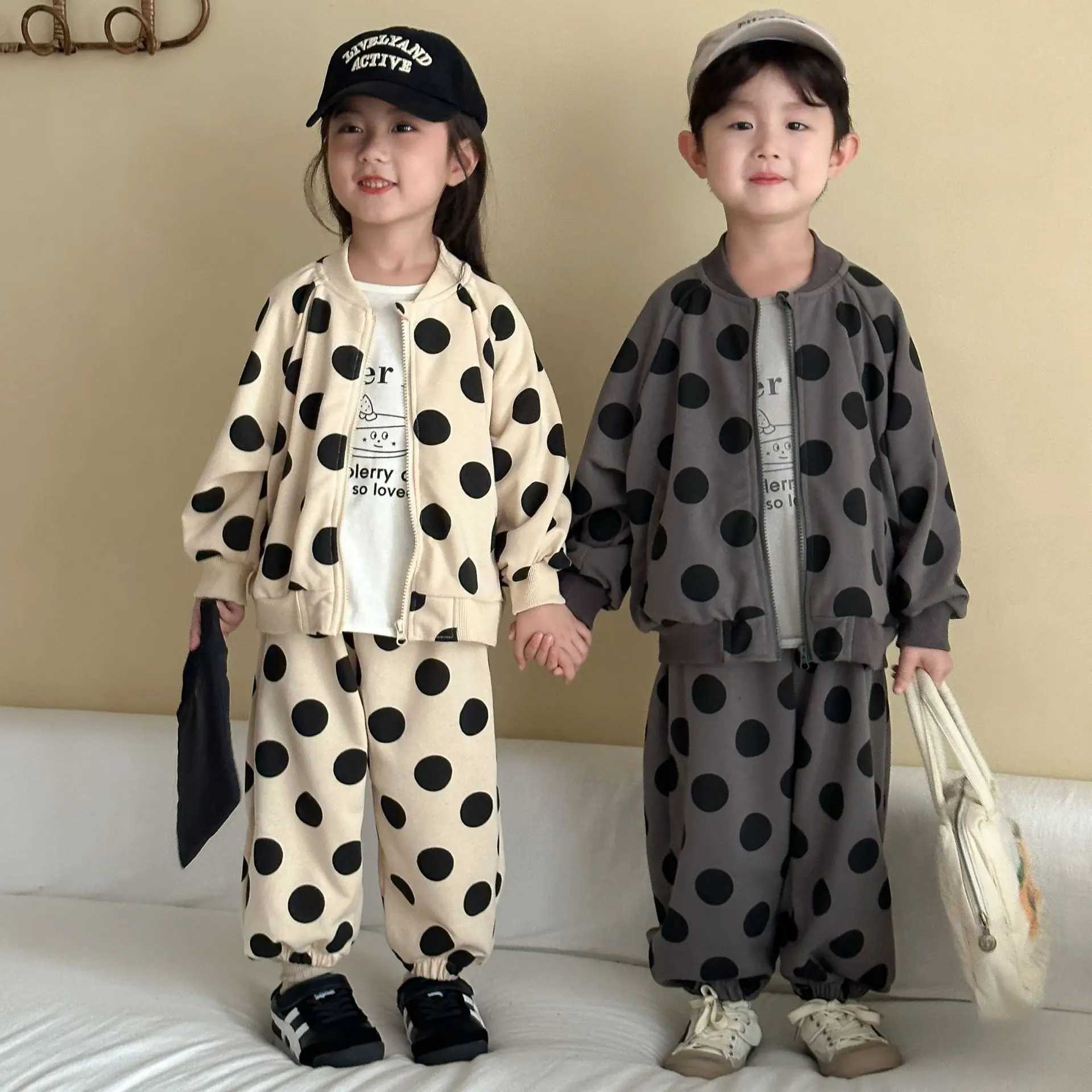 Baby Boys Autumn Twopiece Set Round Neck Zipper CoatElastic Waist Pant Toddler Boys Sets New Dot Printed Kids Baby Boys Sets C250913