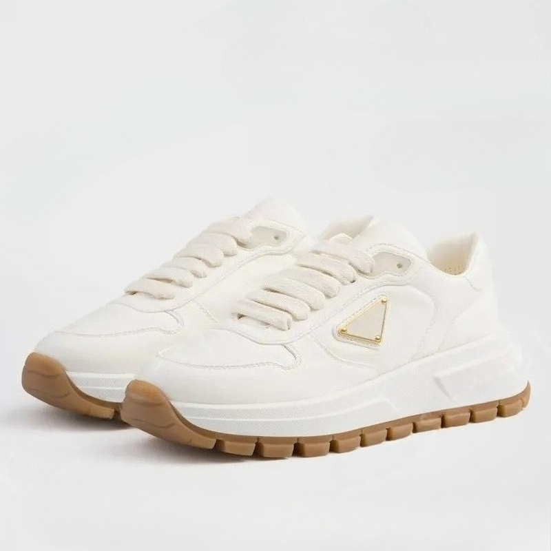 Designer men's and women's casual white sports shoes luxury black shoes red label series high-quality mesh beef cowhide splicing patent leather flat shoes