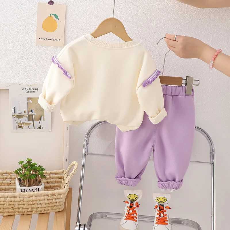 New Spring Autumn Baby Clothes Suit Children Girls Fashion TShirt Pants 2PcsSets Toddler Casual Sports Costume Kids Tracksuits C250913