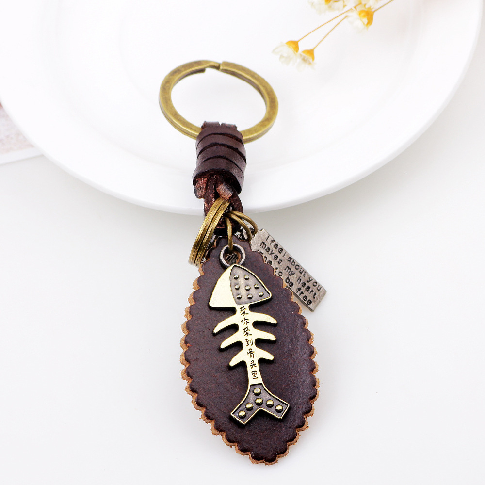Fashion Fishbone Keychain Genuine Leather Punk Style Personality Key Trendy Accessories Hanging Ring ddmymoon