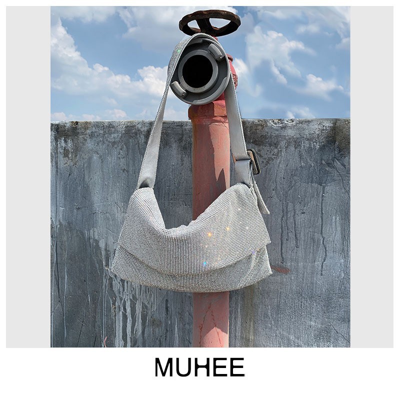 HERONG 2025 Women's One Shoulder Cross Shoulder Exquisite Luxury Small Handheld Banquet Bag Diamond Bag Small Square Bag