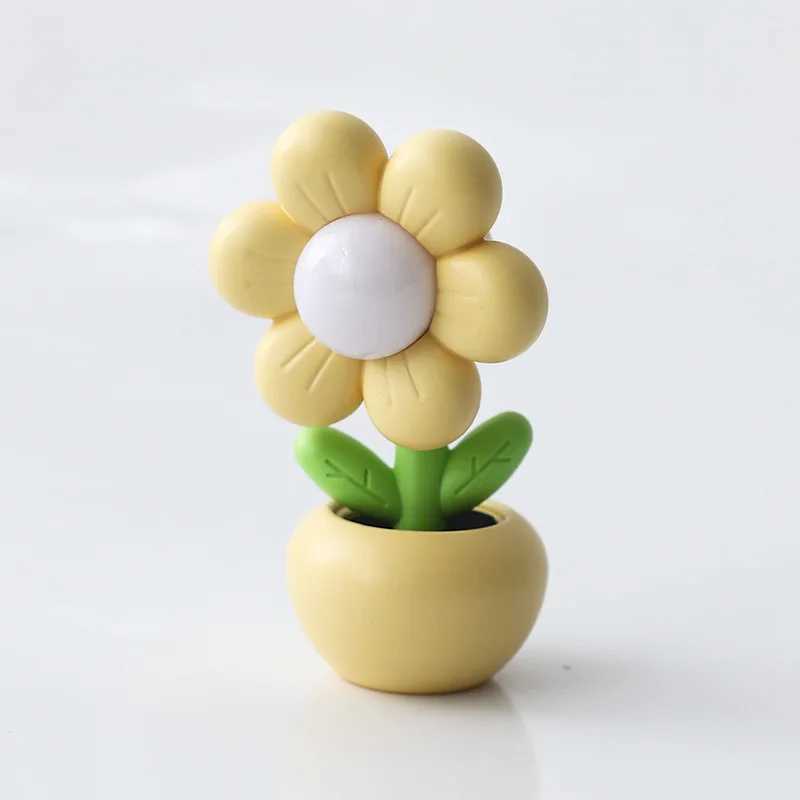 Mini small flower cute bedroom night light creative bedside ornament cream glue DIY night light birthday gift desk lamp C251122