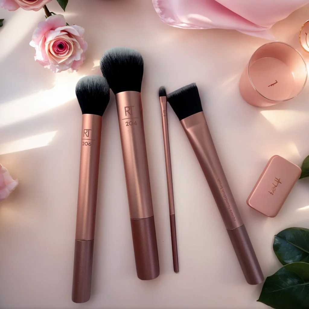 Real Techniques Makeup Brushes Set Soft Fluffy Cosmetics Foundation Powder Face Eyeshadow flashing Makeup Brush Beauty Tools C250915