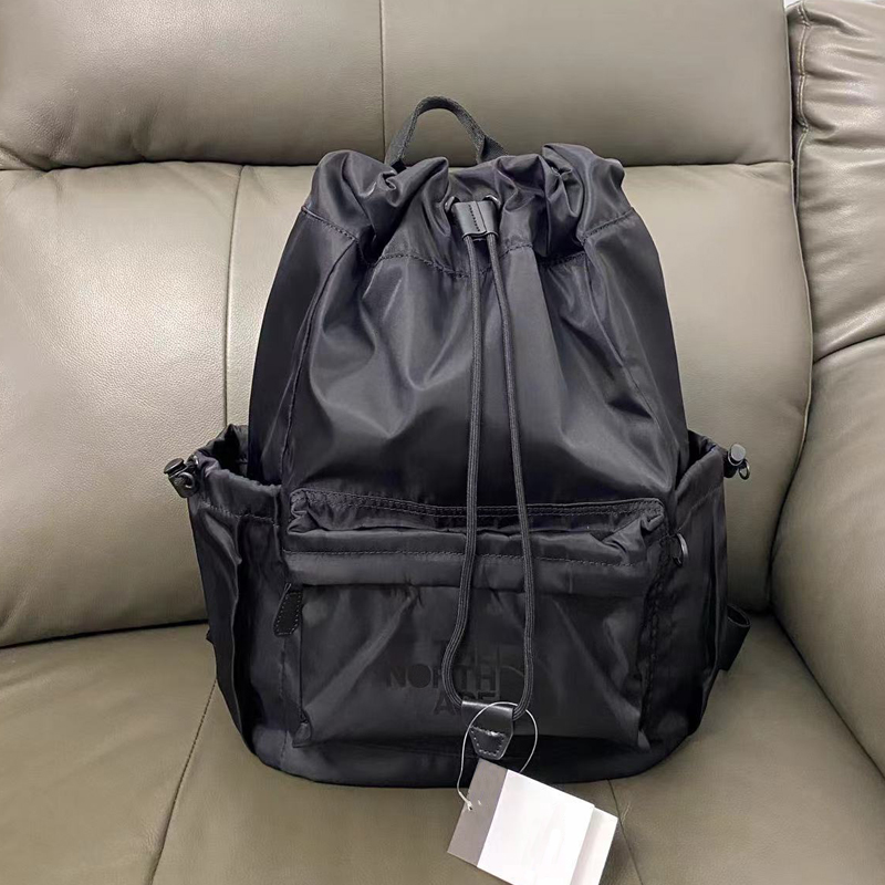 Outdoor versatile leisure backpack with large capacity breathable mesh splicing design