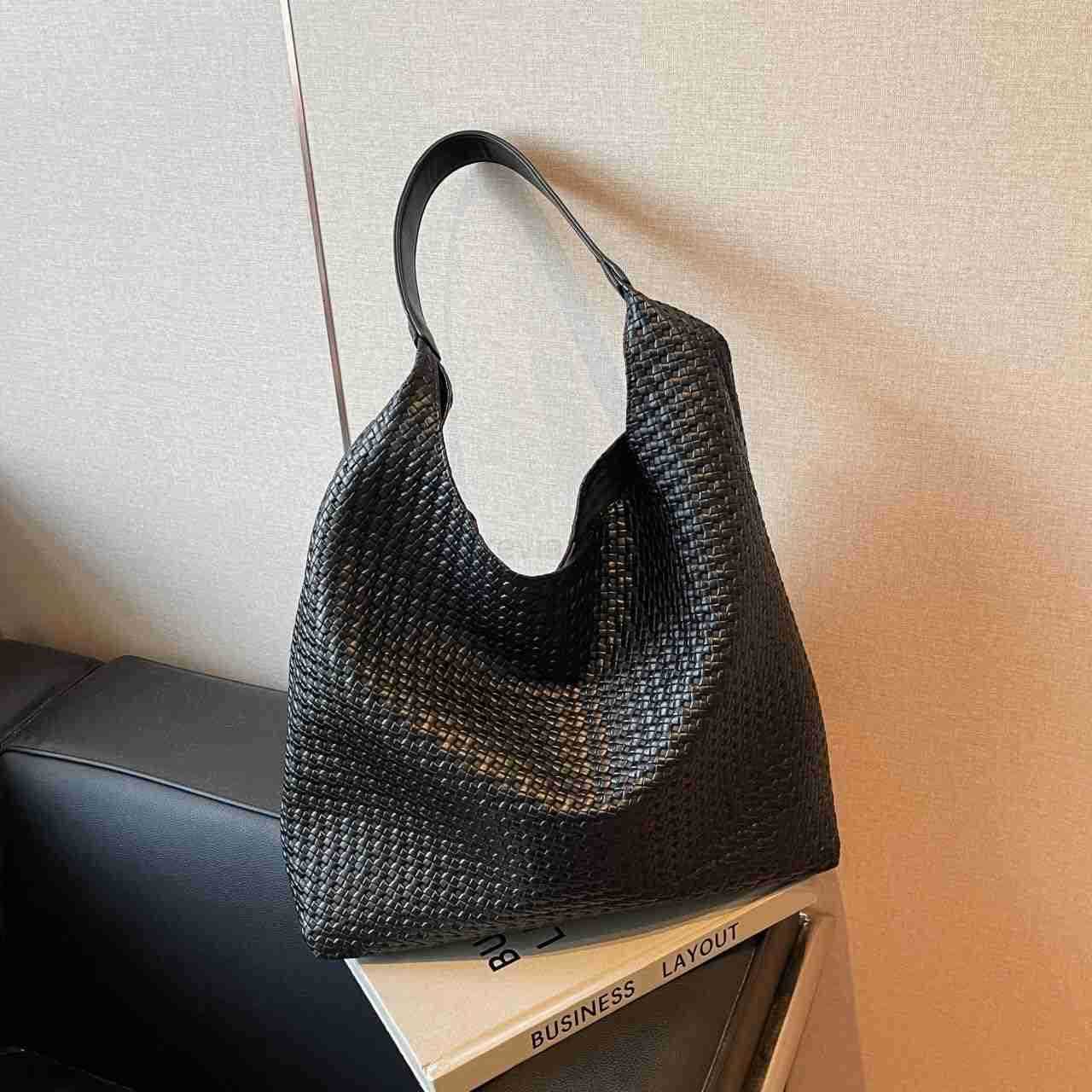 Tote Bag for Women Tophandle Shoulder Bag Leather Woven Beach Bag Soft Vegan Handbag Underarm BlackW250913