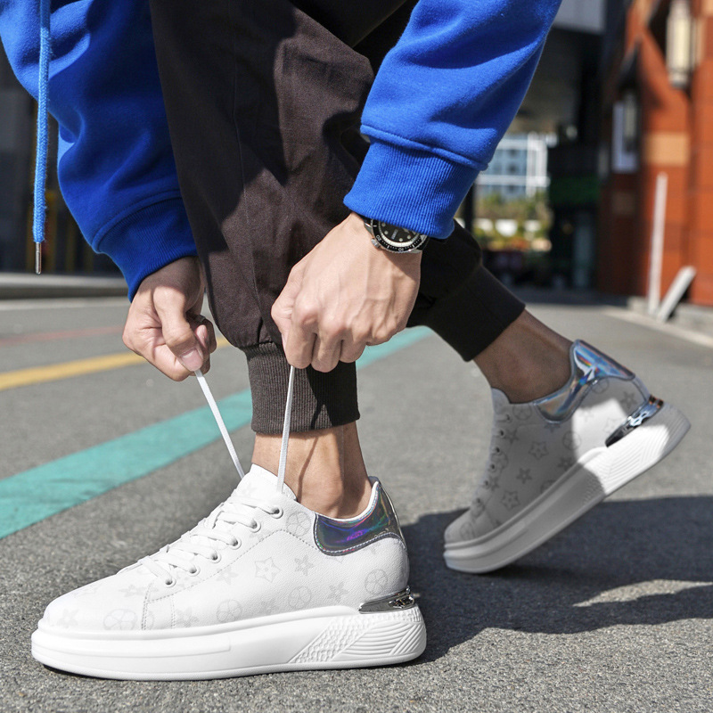 Designer Shoes Men's shoes with thick-soled leather upper, white sneakers, 2025 New Autumn collection, invisible height-increasing shoes, casual 