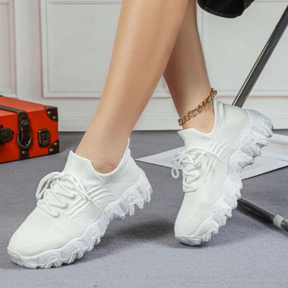 Women's Knitted Run… - image