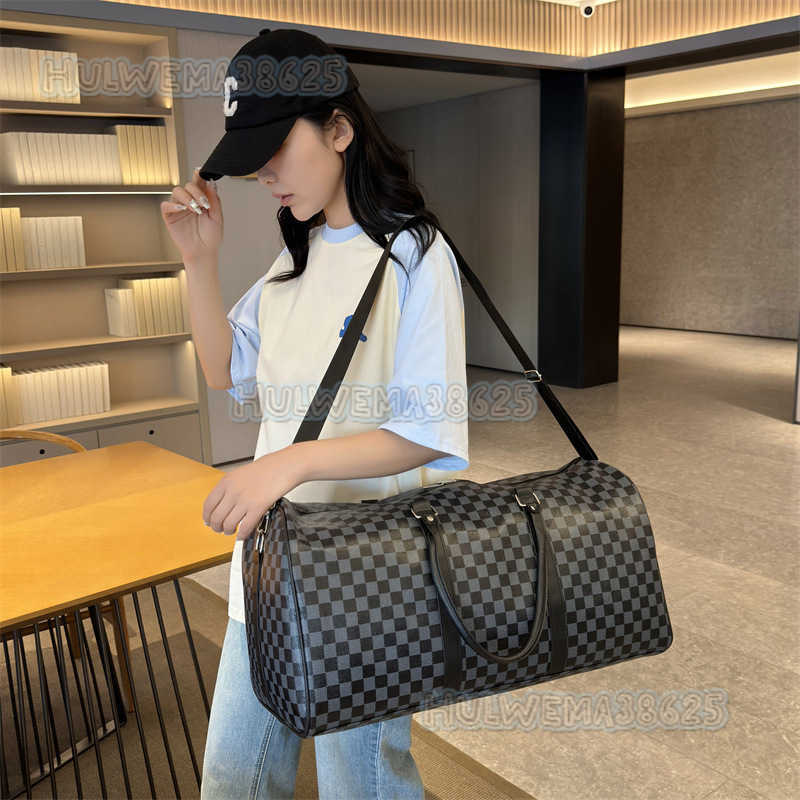New Travel Bag New Checkerboard Pattern Waterproof Large Capacity Travel Bag Storage Bag Luggage Bag Crossbody Handbag H250913
