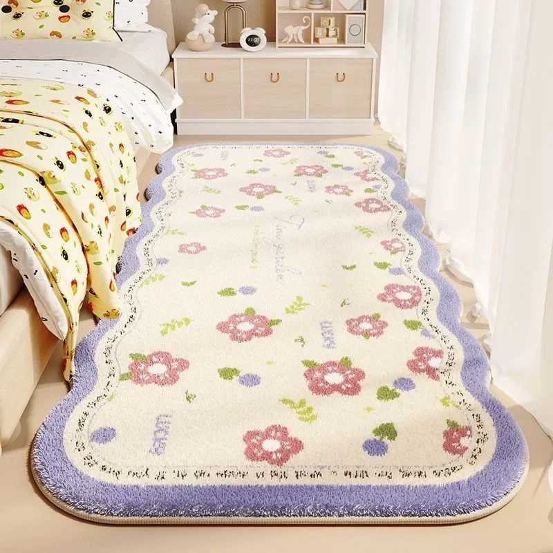 New 2024 Bedroom Balcony Wave Shaped Carpets Flower Bedside Rugs Living Room Sofa Absorbent Ins Style Floor Cushion Mats C250913