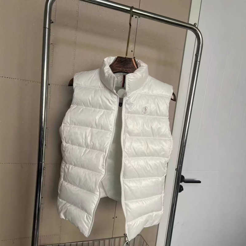 Winter 2025 New Style Sleeveless Puffer Jacket Standing Collar Lightweight And Warm Men's And Women's Vest Short Jacket T250913