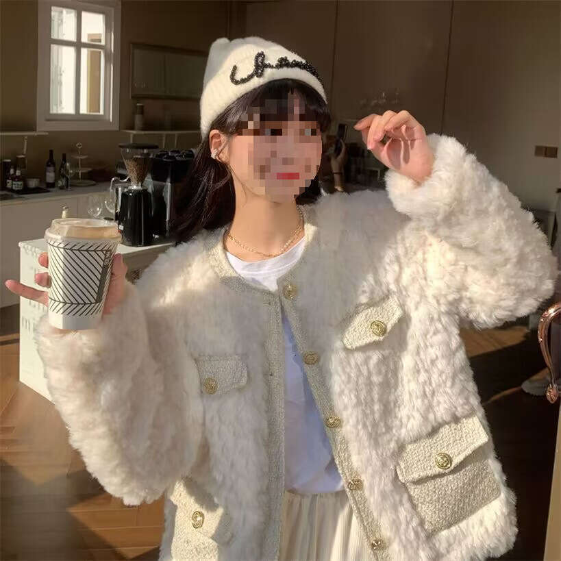 DHEssentials Quilted Thickened Little Chanel Style Lamb Wool Coat 2025 Autumn Winter Versatile New Outerwear Plush Loose Top for Women