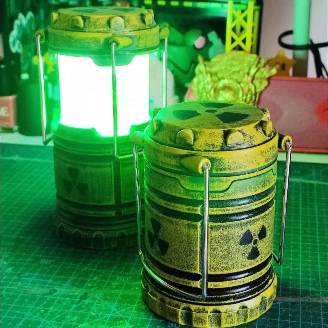 Decorative LED Mini Nuclear Reactor Lantern Apocalypse Style Couple Prank Night Light Halloween Gift Home Decor Novelty Lamp C250913